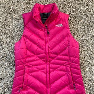 Woman's Small Hot Pink North Face 550 Vest